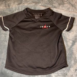 Boys Jordan jersey T-shirt 2T